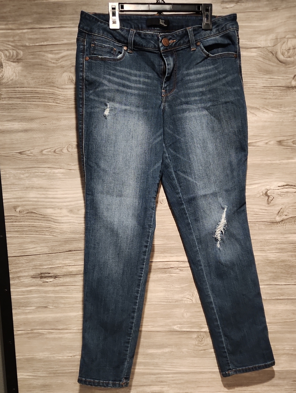 1822 Denim Women's Skinny Jeans in Dark Blue with Distressed Details